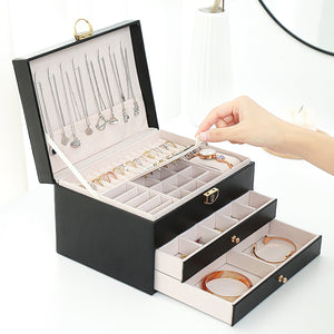 Boite à Bijoux - Coffret Luxueux Blanc-boite à bijoux- Boite-a-Bijoux-Coffret-Luxe_00357_2e688bff-31b9-41ec-b3ce-92efaf6d5e1b-ORNA | Rangement pour Bijoux