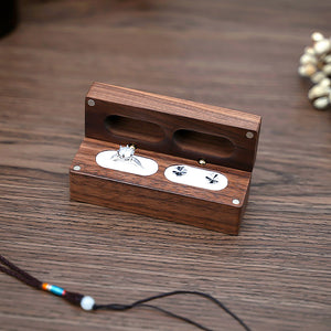 Boite à Bijoux - Double Noyer Blanc-boite à bijoux- boite-a-bagues-en-bois-de-noyer-boite-p_main-2-ORNA | Rangement pour Bijoux