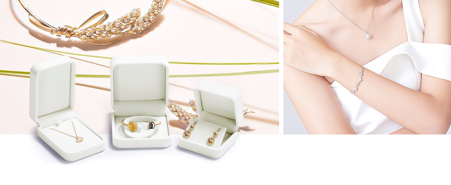 femme choisir sa boite à bijoux