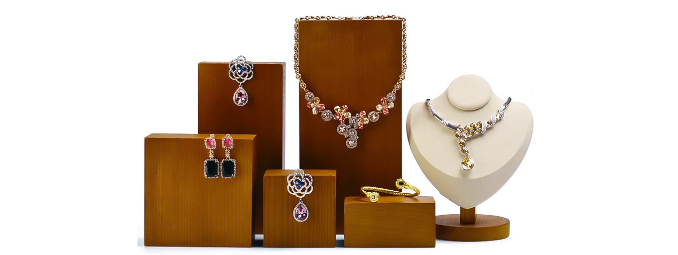 collection porte-bijoux bloc bois collier